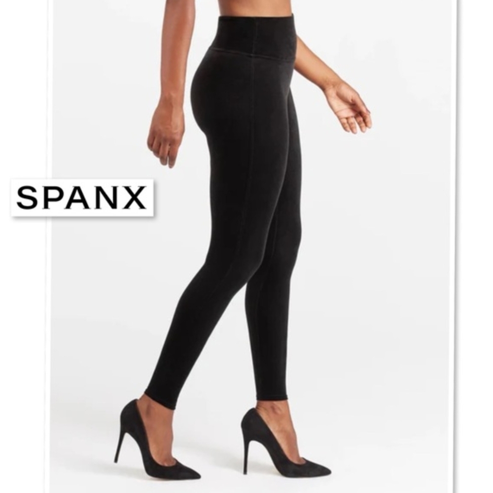 Spanx Magic High Rise Black Velvet Full Length Leggings Pant 2070 Size M